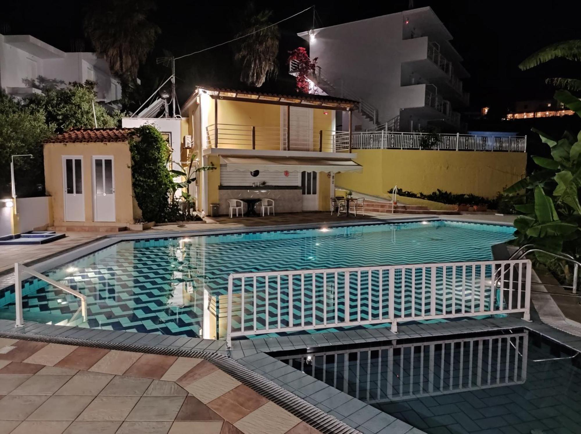 Yanna Studios & Apartments Tsilivi  Luaran gambar