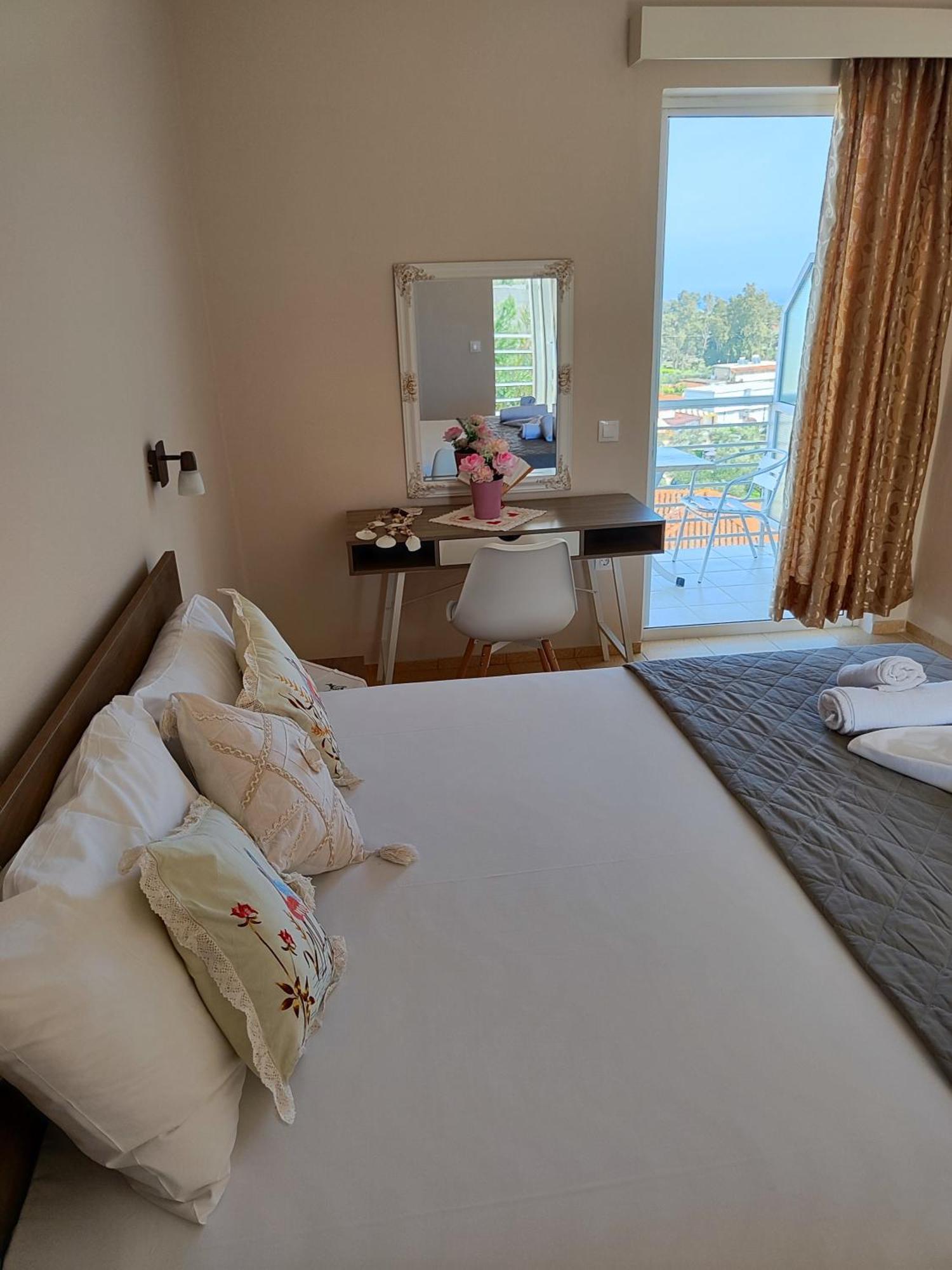Yanna Studios & Apartments Tsilivi  Luaran gambar