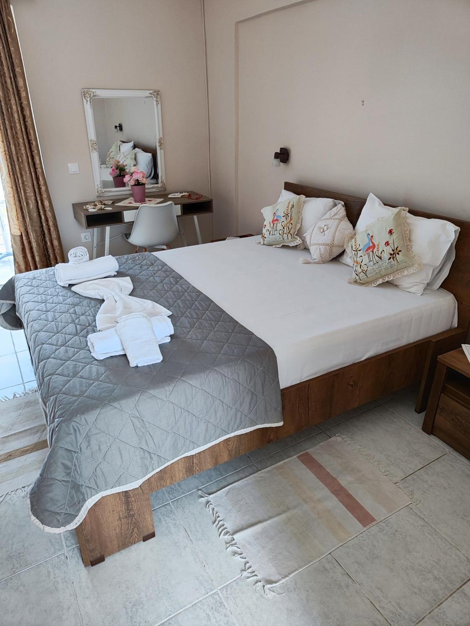 Yanna Studios & Apartments Tsilivi  Luaran gambar